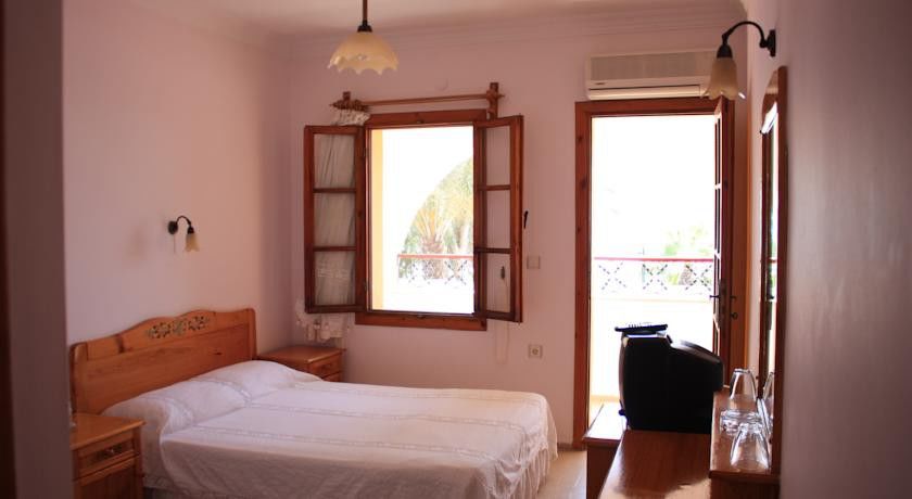 Toloman Hotel Bitez Beach 外观 照片
